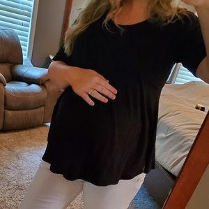 Black & flowy Maternity Top